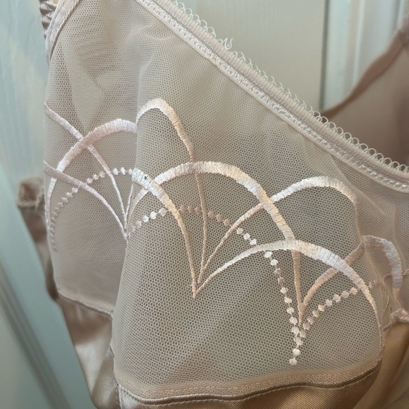 Elomi Romantic Lace Bra 42D - Picture 5 of 15